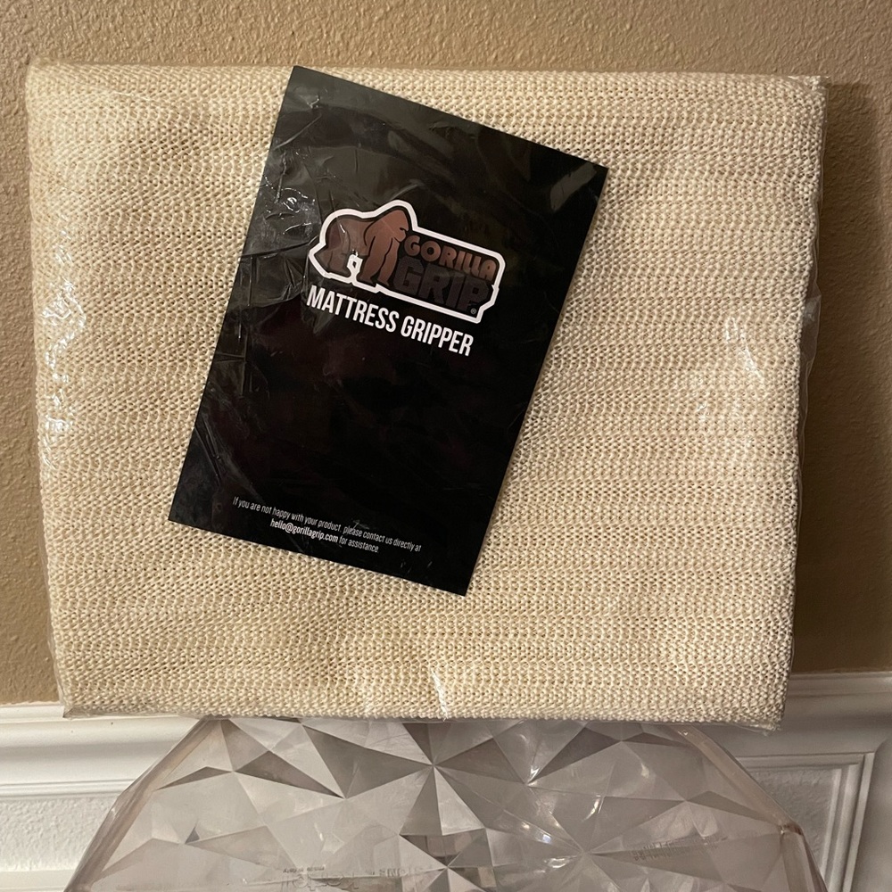 Gorilla Grip Mattress Gripper in Cream
